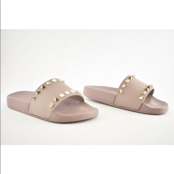 ᐯᗩᒪEᑎTIᑎO❤️ PVC - Picture 1 of 4